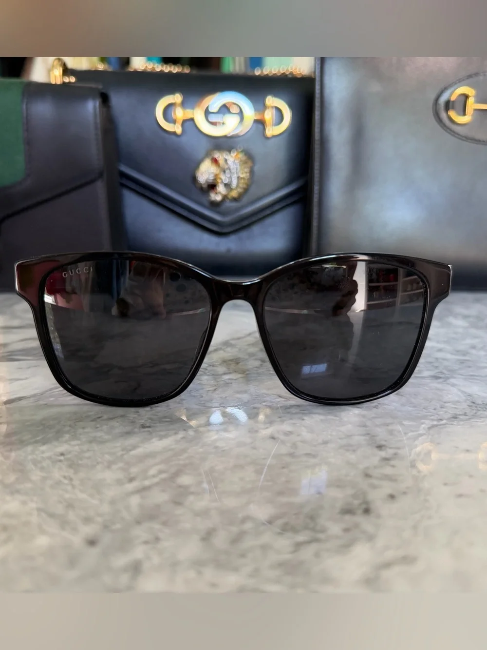 NBW Authentic Gucci Black Sunglasses with Green and Red Stripe